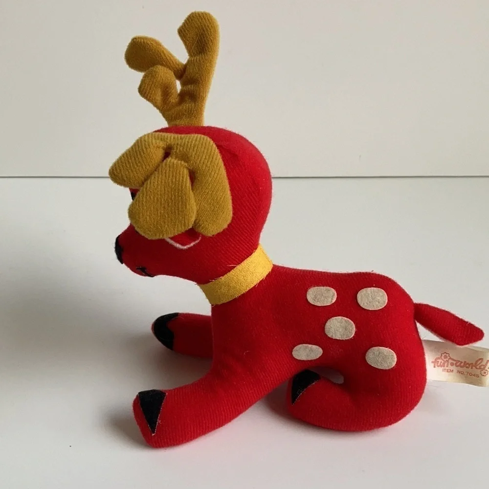 Vintage Fun World, Inc. Taiwan stuffed red reindeer white spots Christmas